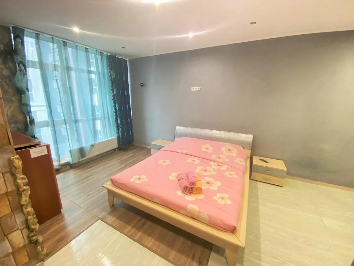 Apartment On Raiduzhniy 58 키예프 우크라이나