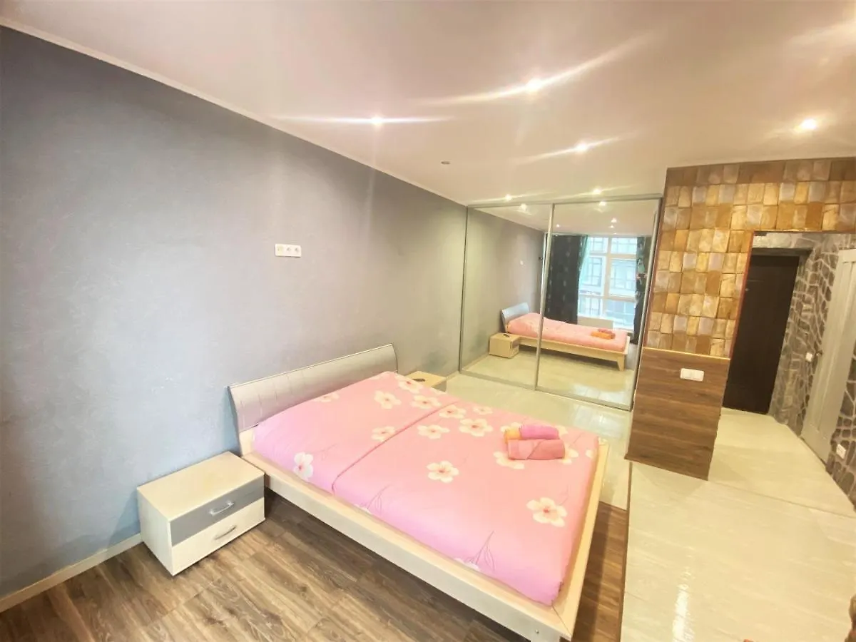 Apartment On Raiduzhniy 58 Kyiv